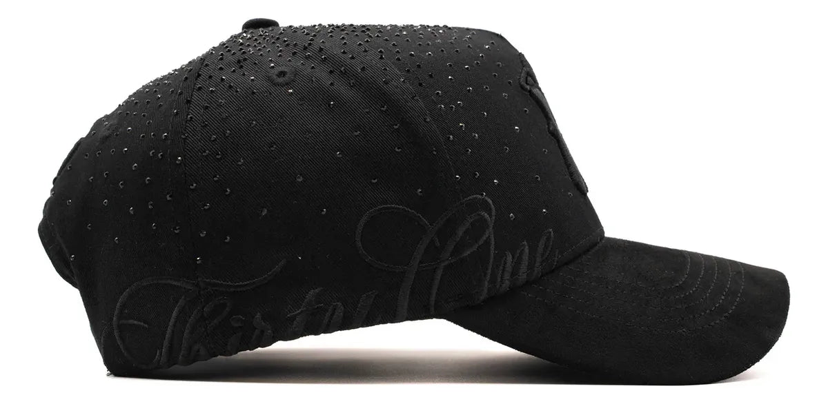 31 Hats Forever Black
