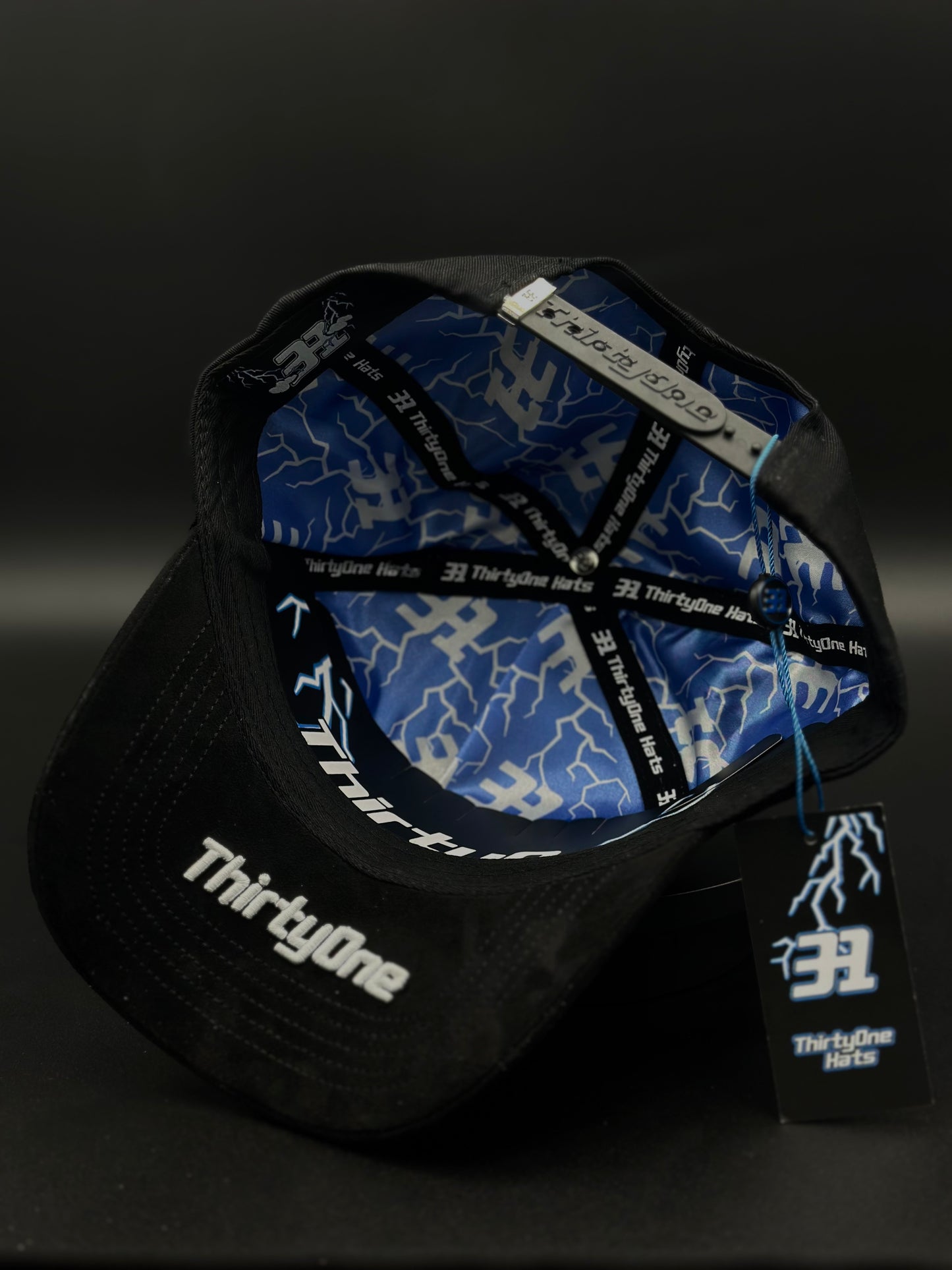 Gorra  31 Hats LA clouds electric