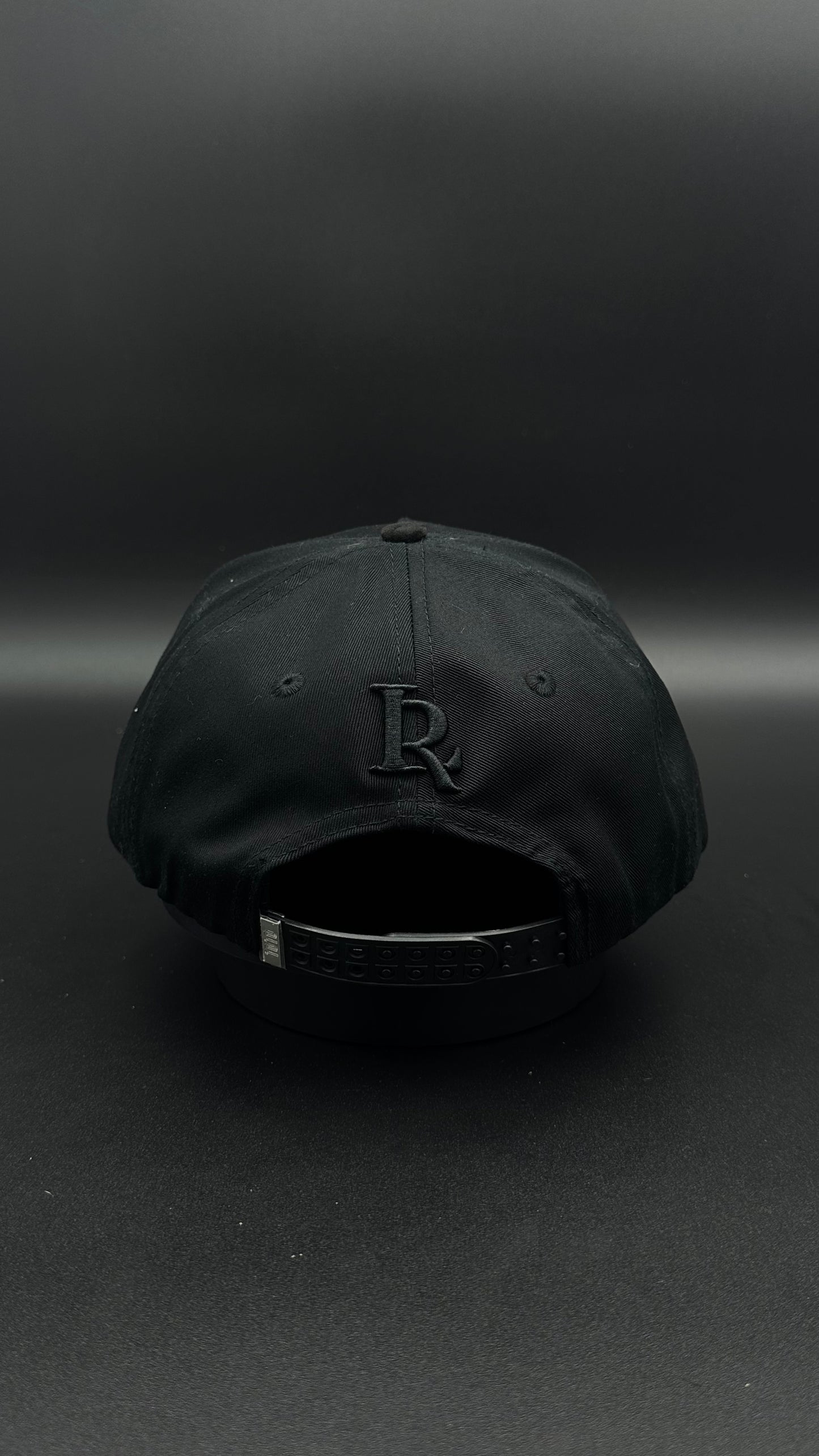 Gorra TOTO X Luis R