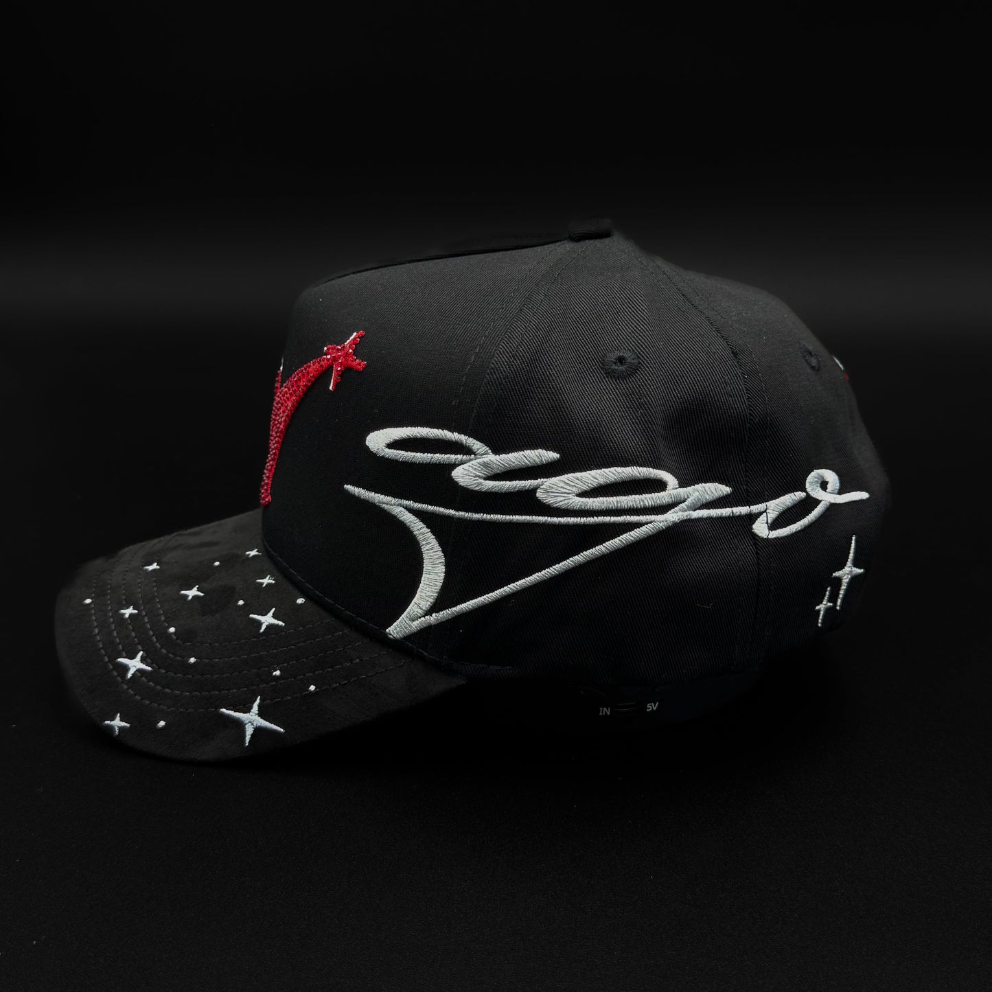 31 Hats Mago Roja